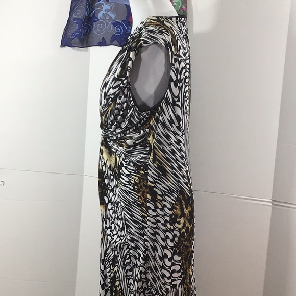 Chico’s mixed pattern twist knot dress - Picture 5 of 9